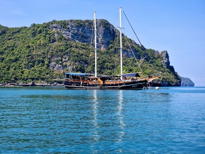 Boutique Yachting style=